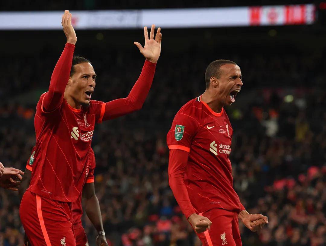 raygame-利物浦发布备战花絮，今晚篮板制胜，德国杯任务艰巨，更衣室氛围转暖的简单介绍-raygame